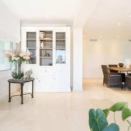Stella Maris Luxury 4br Pool וילה