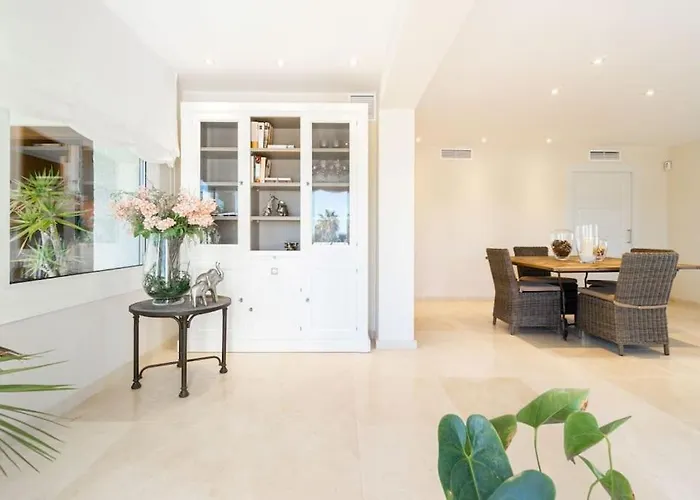 Stella Maris Luxury 4br Pool Villa