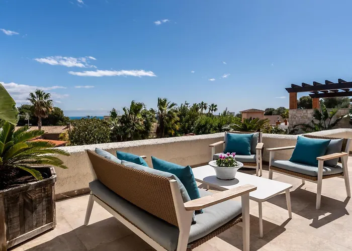 Stella Maris Luxury 4br Pool Villa