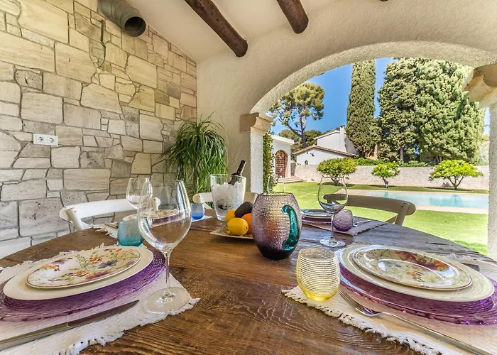 Stella Maris Luxury 4br Pool Villa *
